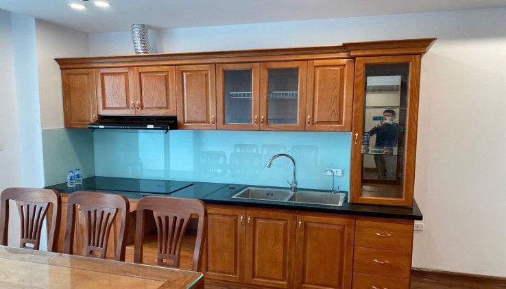 Mình cần cho thuê căn hộ chung cư Định Công Sky 80m2, 3 ngủ, chỉ 10 Triệu, gần như Full đồ